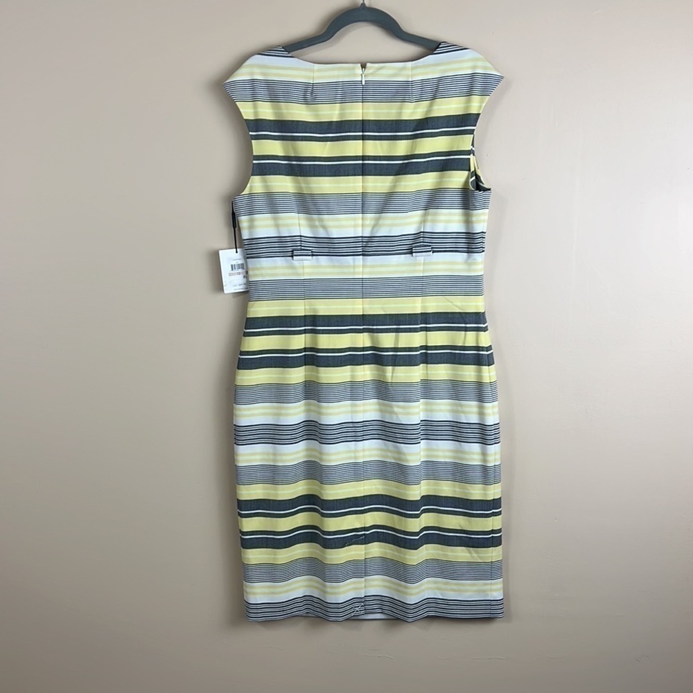 𝅺NWT Calvin Klein dress - Picture 3 of 4